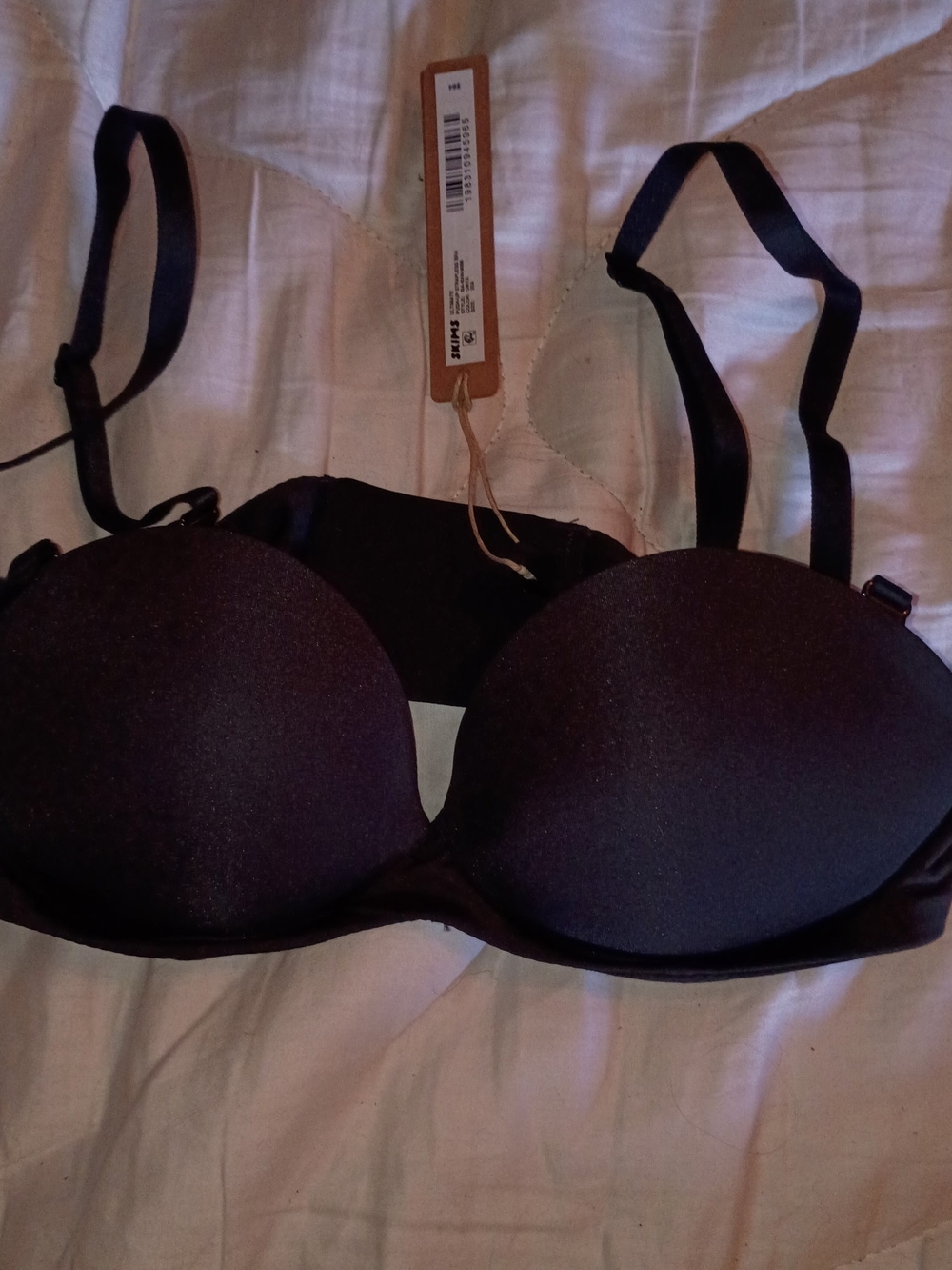 SKIMS Smooth Molded T-Shirt Bra in Dark Brown
